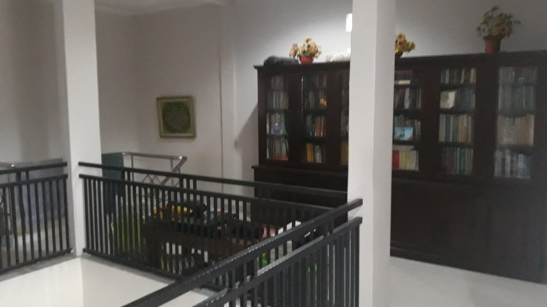 Dijual Rumah Bagus Di Villa Bintaro Indah, Jombang Tangerang Selatan