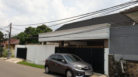 Rumah siap huni,bagus di Pondok Aren