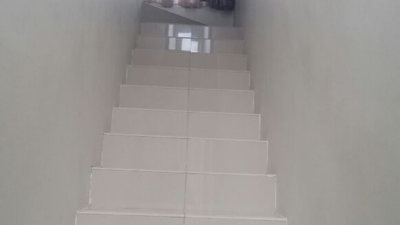 Rumah minimalis,dalam cluster di Bintaro Jaya Sektor 9