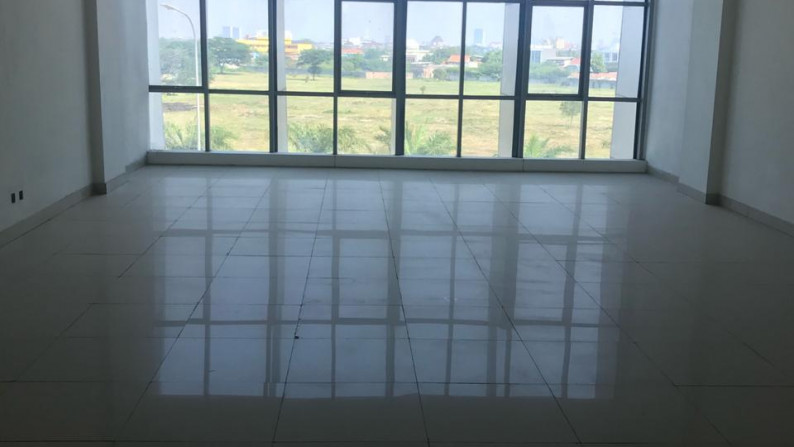 Dijual Gedung 6 Lantai di Cengkareng Business Center arah Bandara Soetta