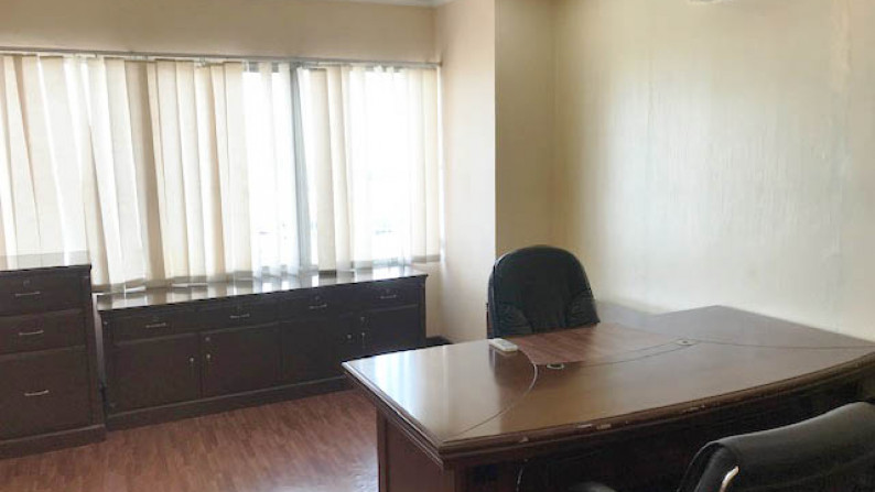 Office Space 4 Private Office, Mitra Sunter, Luas 100m2