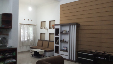 Disewakan rumah full furnished dekat borma Cihanjuang - Cimahi