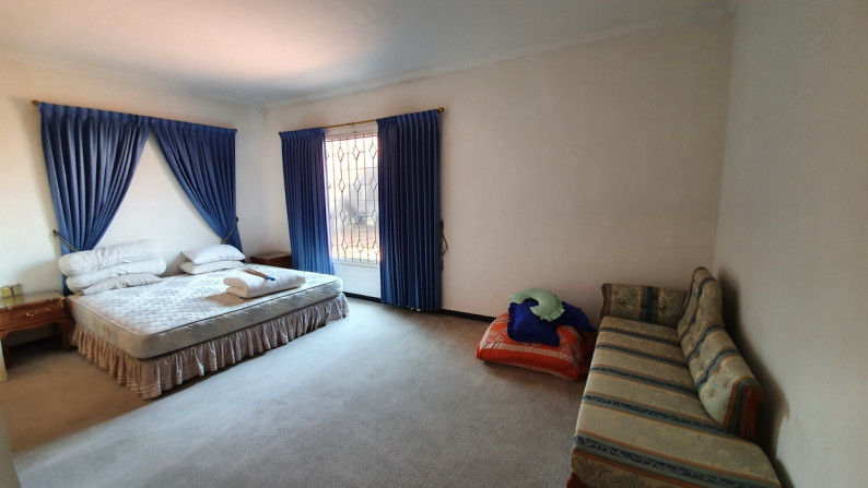 Rumah Usaha Dijual Gembong Kapasan Surabaya