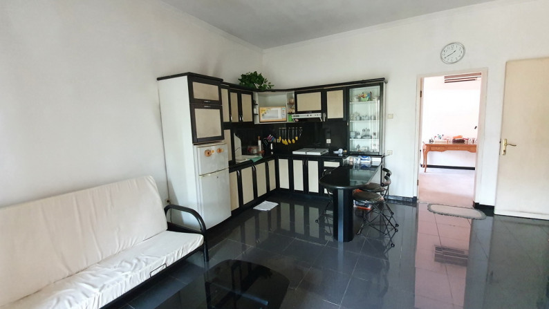 Rumah Usaha Dijual Gembong Kapasan Surabaya