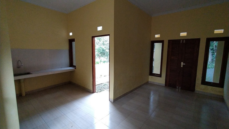 RUMAH DAN TANAH PEKARANGAN, 400AN METER DARI JALAN WATES GREEN KUANTAN REWULU