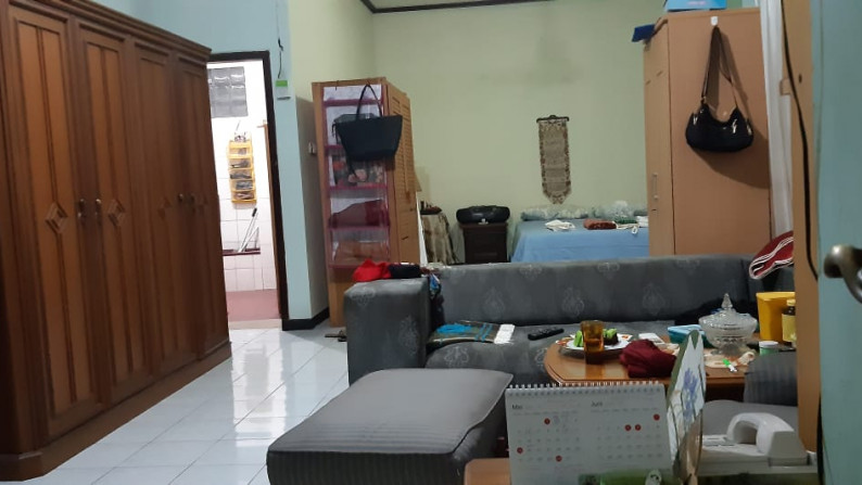 Rumah Dengan Halaman Besar dan Dibawah Harga Pasar @Pondok Cabe, Pamulang