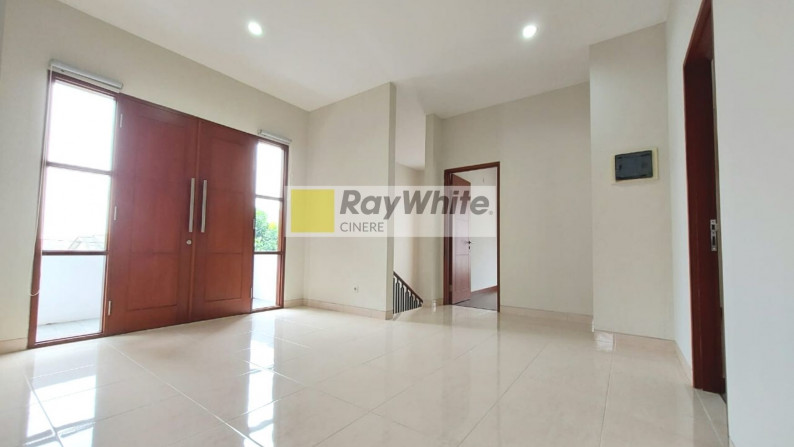 Rumah asri dalam town house di Kebagusan