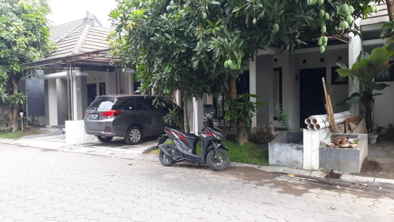 RUMAH MINIMALIS, DI PERUM PURI KUANTAN, DEKAT RSUD WIROSABAN, YOGYAKARTA