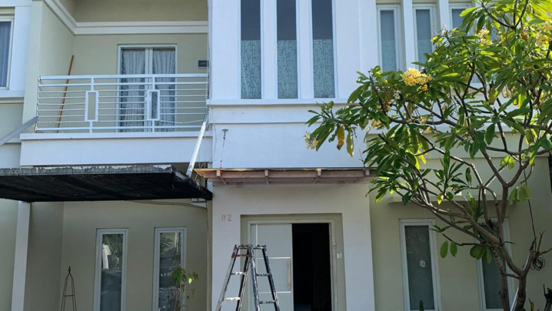 Freehold 4 Bedroom modern house at heart of Denpasar