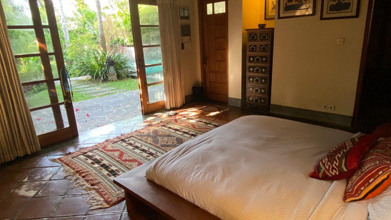 Traditional Villa 5 Bedroom Close to the Beach Saba Gianyar