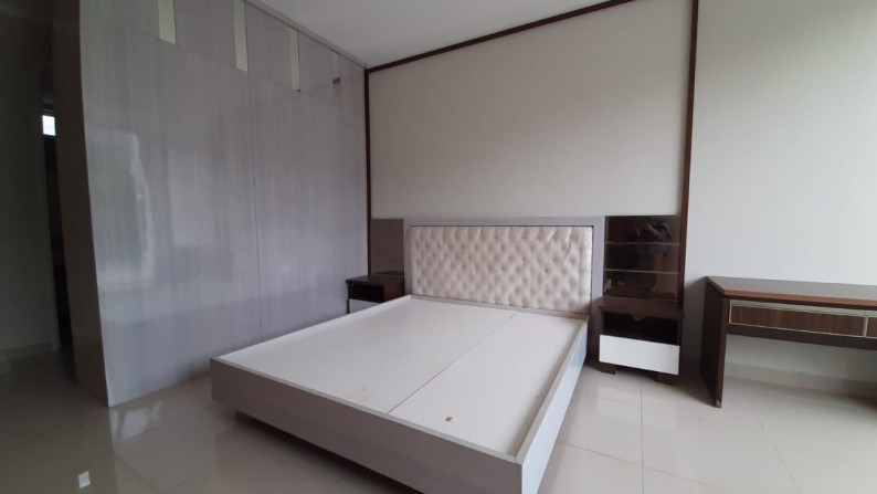 Rumah Siap Huni, Split Level dan Hunian Nyaman @Kebayoran Symphony, Bintaro