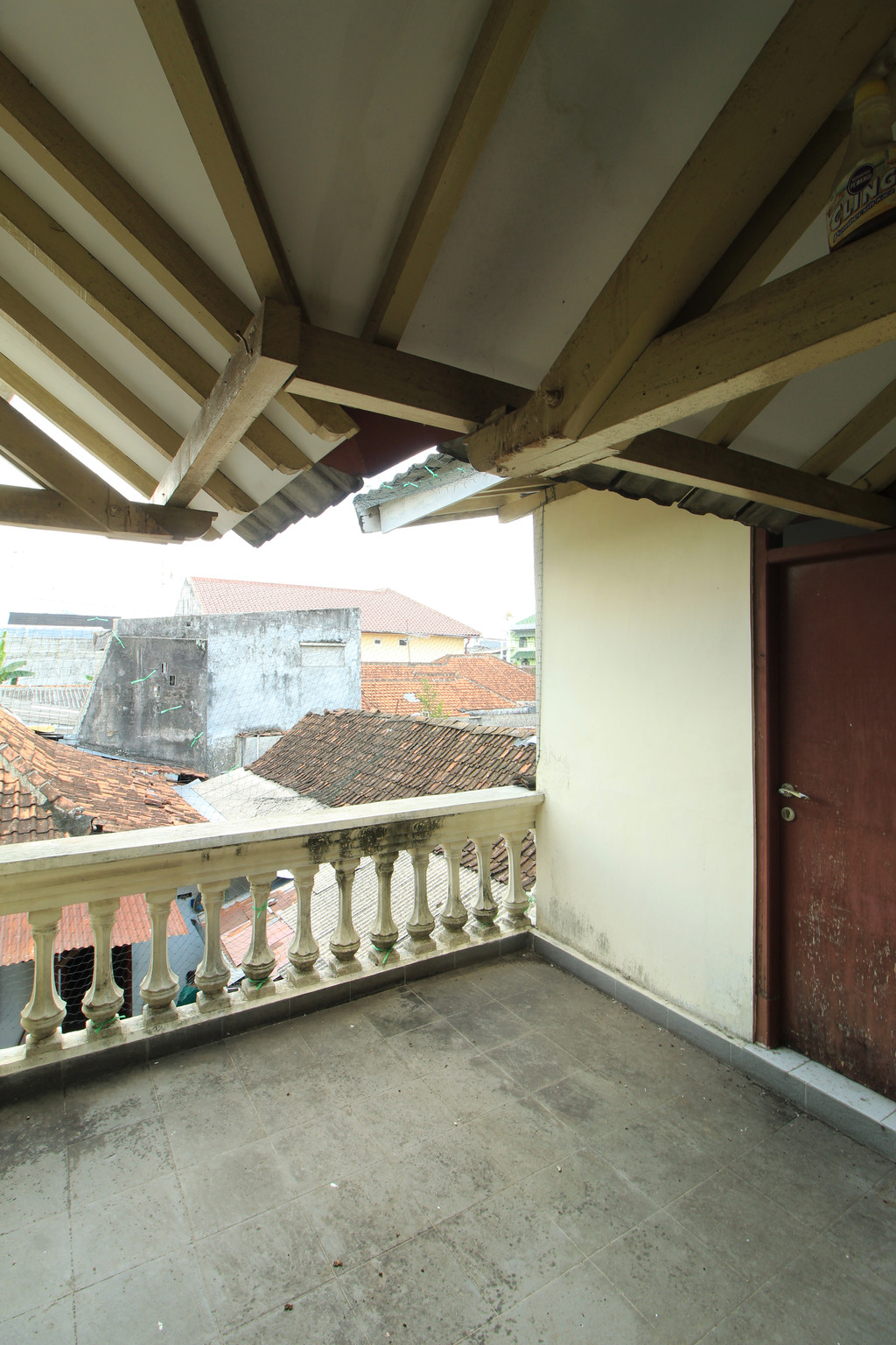 BANGUNAN 2LANTAI DEKAT KAMPUS UNY, DAN JL GEJAYAN, DEPOK, SLEMAN