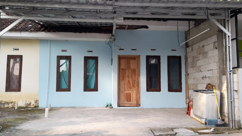 RUMAH COCOK UNTUK KELUARGA MUDA, DI DALAM PERUM TRIWIDADI,SLEMAN