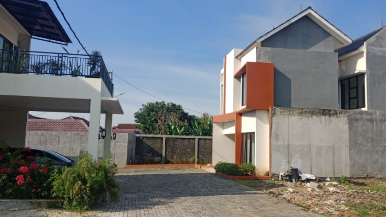 Rumah baru,securty 24 jam di Pondok Aren Tangerang