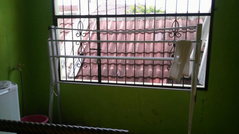 Rumah di Villa Dago Tol