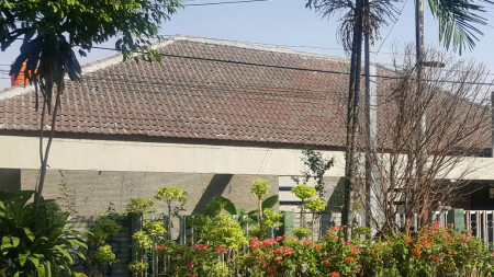 Murah Rumah Luas Tanah 618mtr ada Kos-kosan Strategis Pulo Asem Hub:0817 0120 620