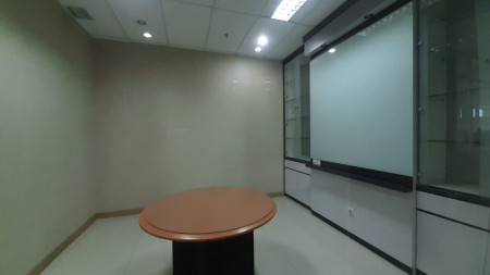 Office Strategis Di Gedung Synergy Building, Alam Sutera, Tangerang Selatan