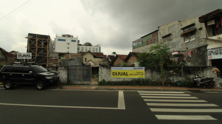 TANAH SETRATEGIS DI JL JAMBON, COCOK UNTUK RUMAH, USAHA, DLL