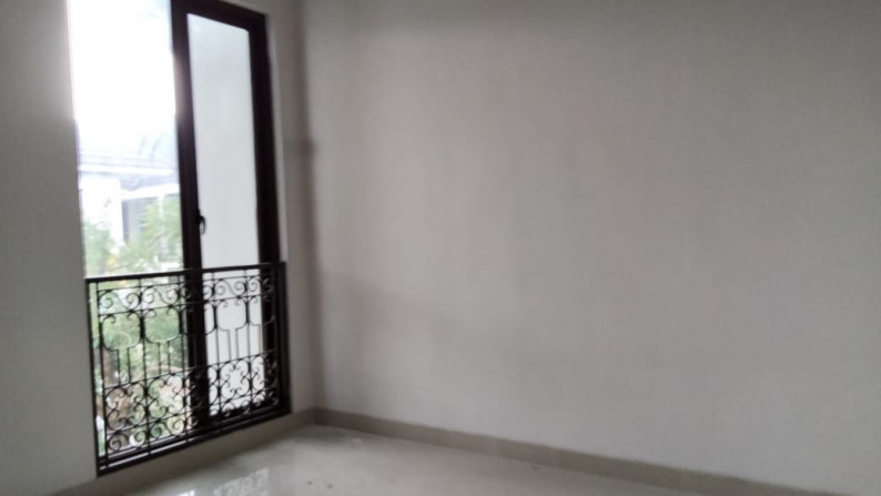 RUMAH 3 KAMAR DI VASANA RESIDENCE,DEKAT PASAR COLOMBO,JL KALIURANG