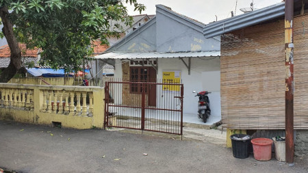 Rumah Hitung Tanah, Lokasi Strategis @Meruya Utara