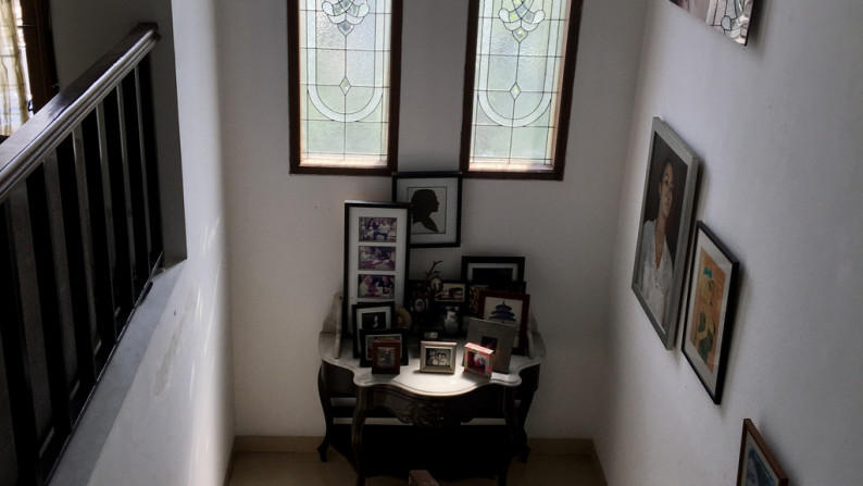 Jual Rumah di Cipete Nuansa Modern Klasik