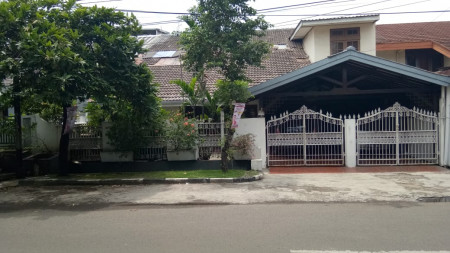 Jual Rumah Komplek Pertamina Cempaka Putih