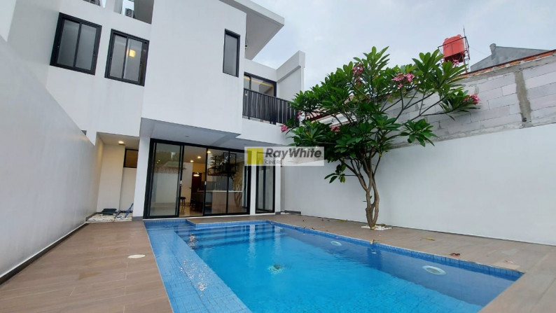 Rumah brand new dalam town house di Gandaria