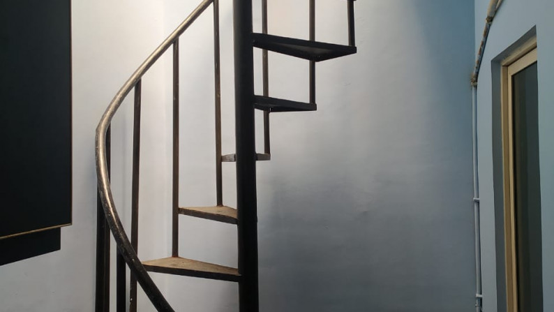 Turun harga rumah siap huni di Residence One