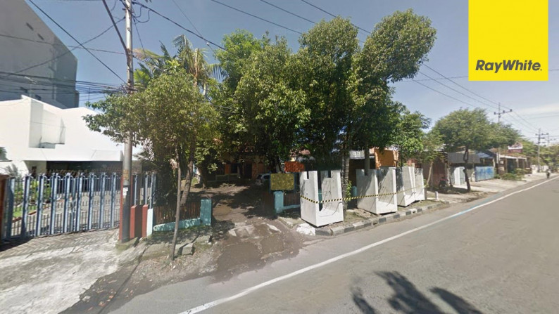 Jual Rumah dan Tanah Luas di Jalan Biliton, Surabaya