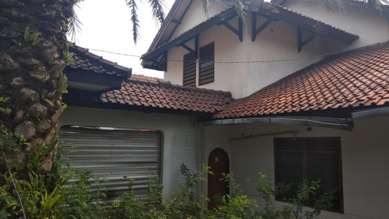 Rumah Hitung Tanah, Lokasi Strategis di Tengah Kota @Pejaten, Jakarta Selatan