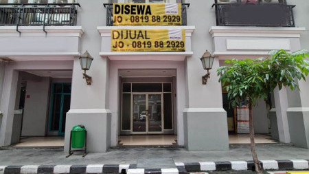 Ruko Jual & Sewa Boulevard Barat Raya, MOI, Luas 4,2x15m2