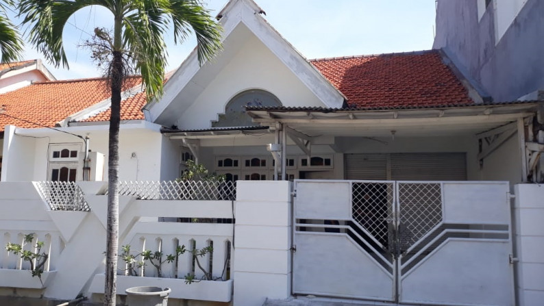 Rumah disewakan Medokan Asri Surabaya Timur