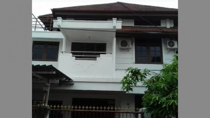 Rumah Janur Elok Kosong, Luas 9x17m2