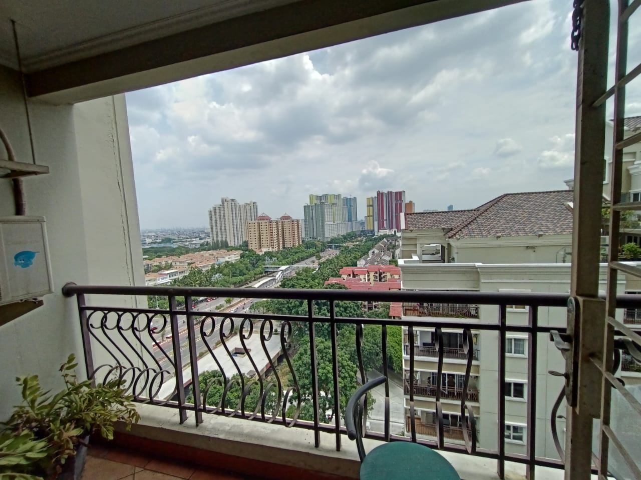 Apartemen Mediterania Lagoon Residence Tower B, Luas 97m2