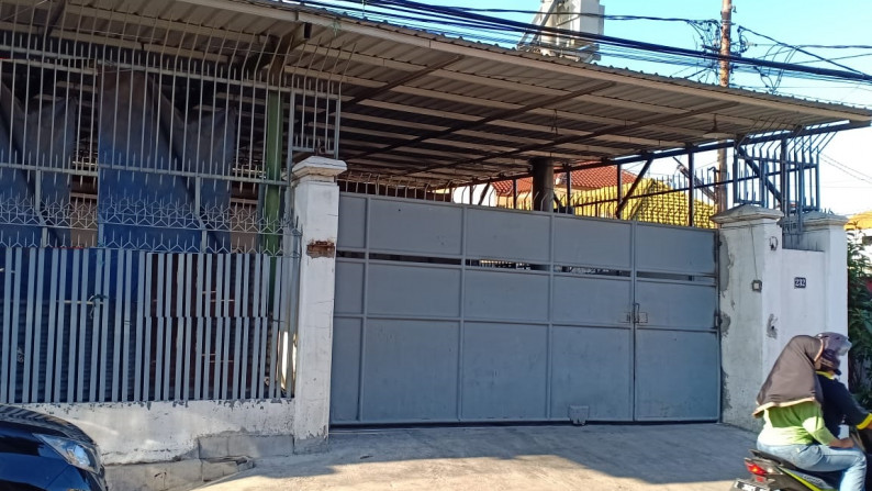 Gudang Petemon Surabaya