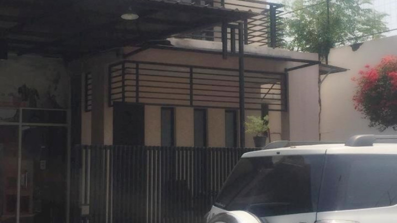 Dijual Rumah 2 lantai di Prambanan Residence, Surabaya