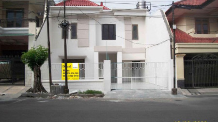 Rumah di Margorejo Indah, 2 Lantai, Baru Gress, Minimalis, Row Jalan depan Lebar + Paving, Siap Huni, Bisa untuk Rumah Tinggal/Kan