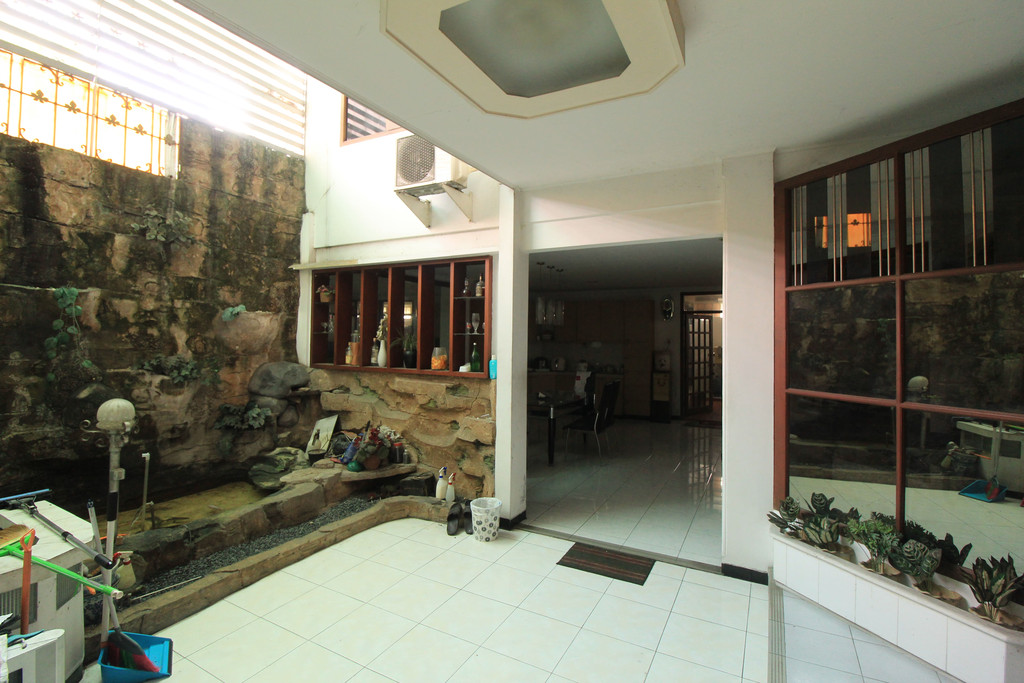 RUKO STRATEGIS UNTUK USAHA, DEKAT INDOLUXE HOTEL, JL PALAGAN TENTARA PELAJAR
