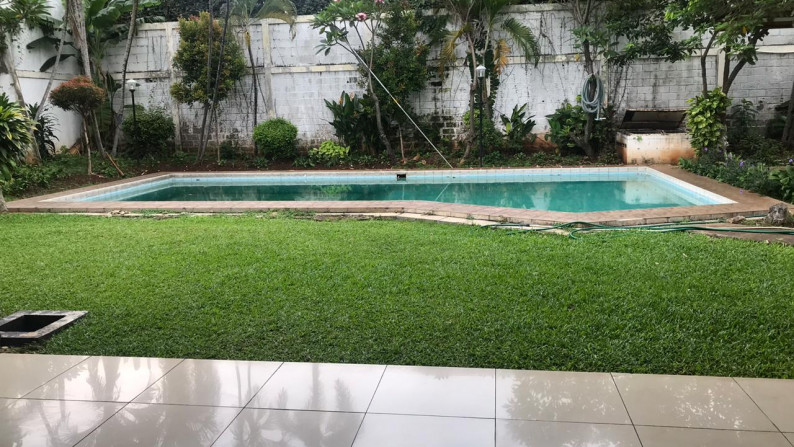 BIG HOUSE FOR SALE @KEMANG TERUSAN WITH SWIMMING POOL