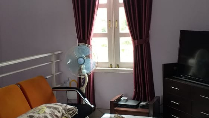 RUMAH TINGGAL SEMI FURNISH UNTUK KELUARGA DI THE RESIDENCE, JL WATES KM 6