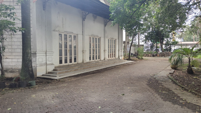 Rumah Klasik - Lama Daerah Menteng - Cikini, Jakarta Pusat Lokasi Strategis