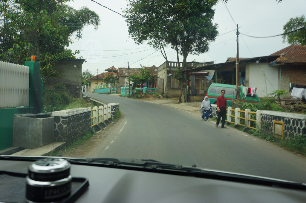 tanah mainroad margaasih dekat pintu toll margaasih