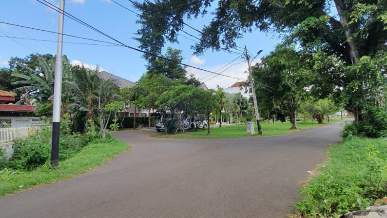 Rumah Cantik Sangat Terawat di Duren Tiga, Jakarta Selatan