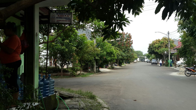 Rumah siap huni di Bintaro Tangerang