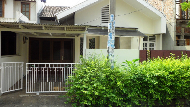 Rumah Bagus,lokasi strategis di Bintaro Jaya Sektor 2