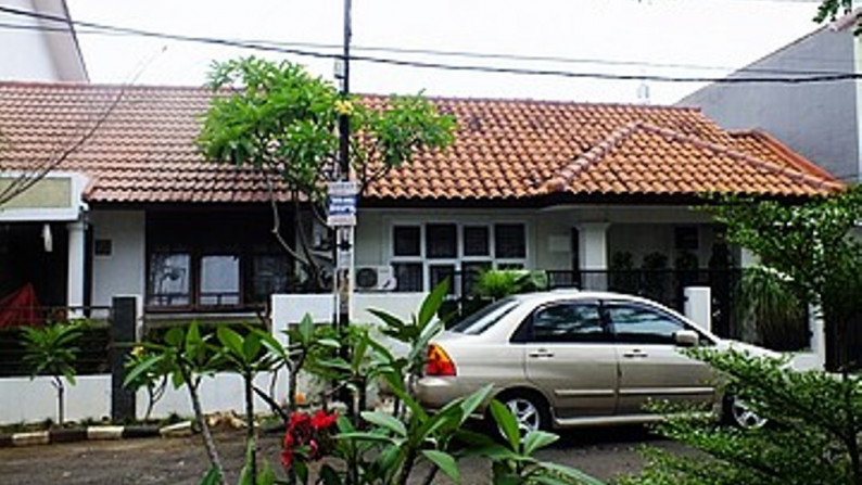 Rumah Cantik,Bagus sekali di Bintaro Jaya 9