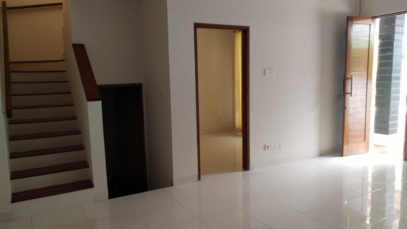 Rumah Siap Huni, Hunian Nyaman dan Asri @Emerald Garden, Bintaro