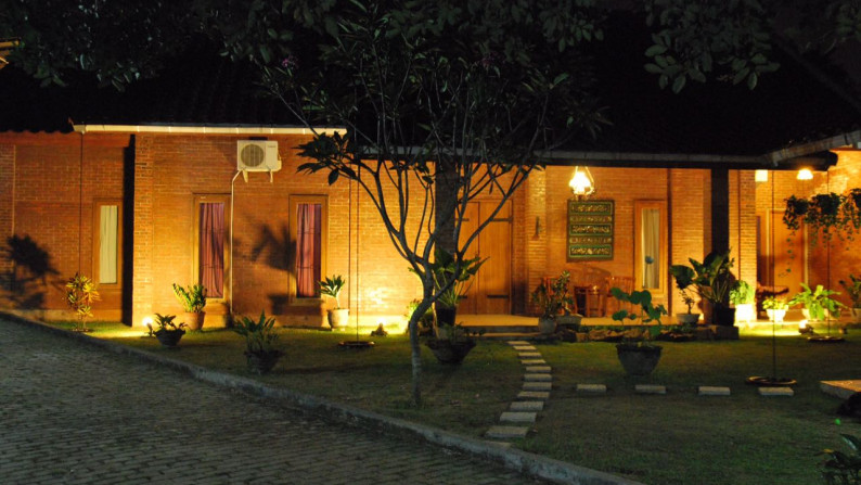 Rumah Halaman Luas,Asri,Bagus di Pondok Aren Tangerang