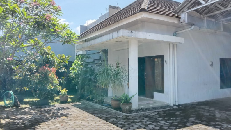 RUMAH+GUDANG DI JL PERJUANGAN DEKAT DARI RINGROAD TIMUR, SLEMAN