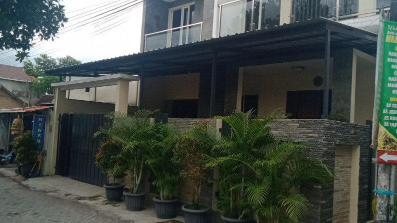 RUMAH SIAP HUNI, FULL FURNISH, DI JL SORAGAN, DEKAT GUBUG MAKAN MANG ENGKING